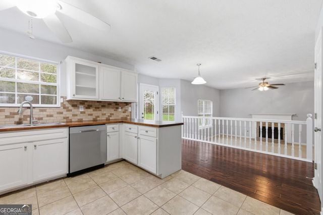 9360 Carnes Crossing Circle, Jonesboro, GA 30236