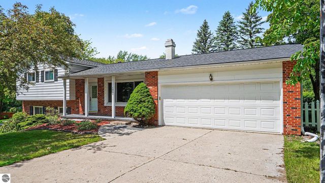 1012 Highland Street, Mt Pleasant, MI 48858