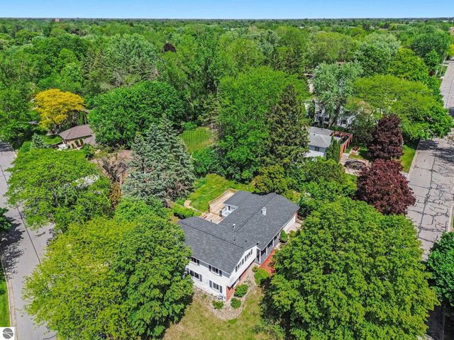 1012 Highland Street, Mt Pleasant, MI 48858