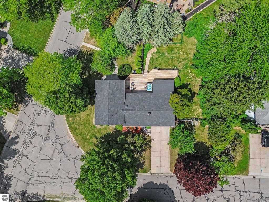 Image 33 of property listing at 1012 Highland Street, Mt Pleasant, MI 48858