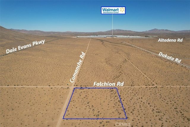 8 Falchion Road, Apple Valley, CA 92307