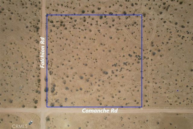 8 Falchion Road, Apple Valley, CA 92307