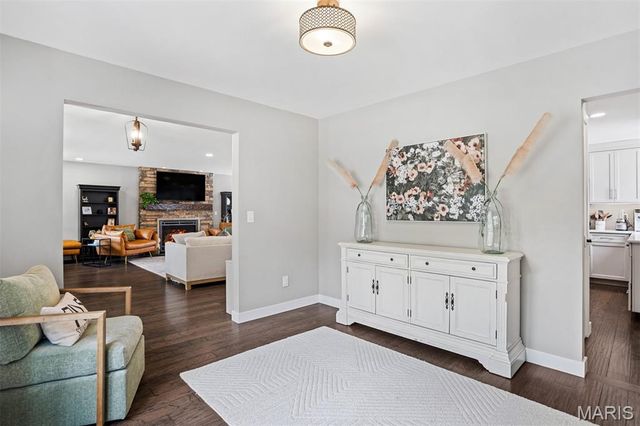 705 Stone Canyon Drive, Ballwin, MO 63021