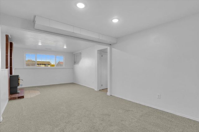 1511 S Warren Rd, Spokane Valley, WA 99037