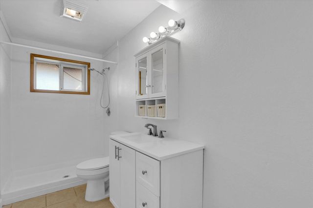 1511 S Warren Rd, Spokane Valley, WA 99037