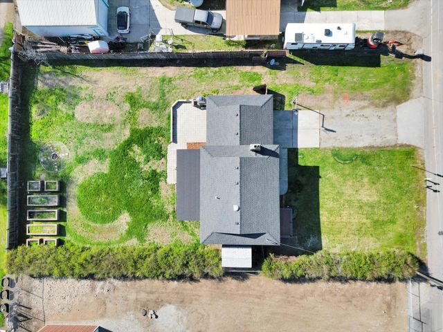 1511 S Warren Rd, Spokane Valley, WA 99037