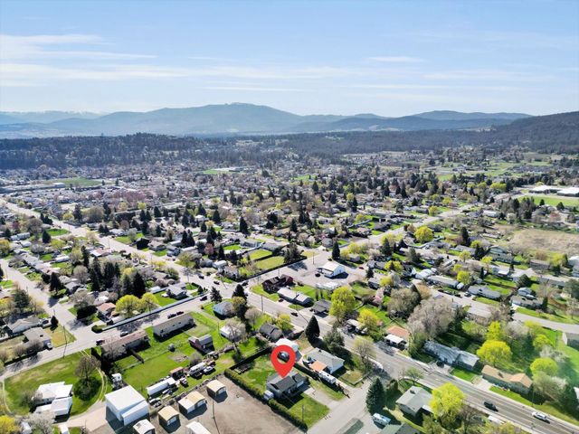 1511 S Warren Rd, Spokane Valley, WA 99037