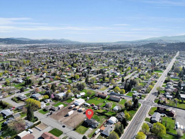 1511 S Warren Rd, Spokane Valley, WA 99037