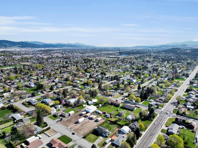 1511 S Warren Rd, Spokane Valley, WA 99037