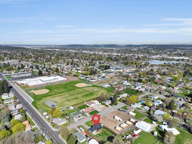 1511 S Warren Rd, Spokane Valley, WA 99037