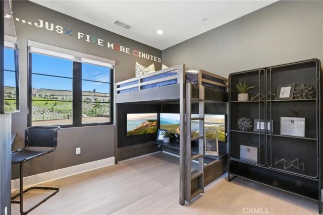421 Narcissus, Irvine, CA 92602