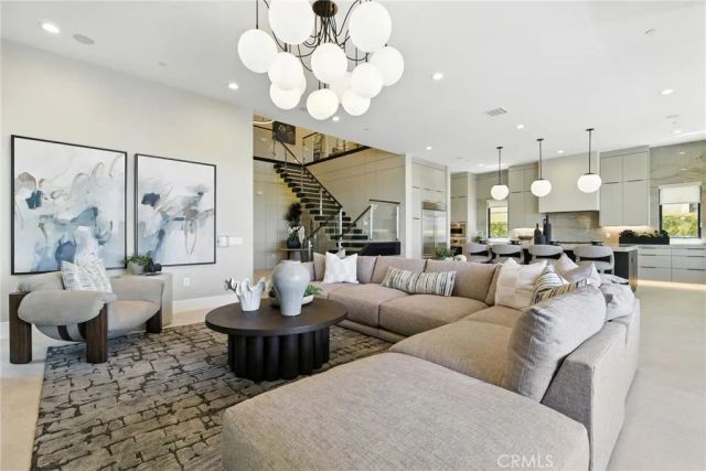 421 Narcissus, Irvine, CA 92602