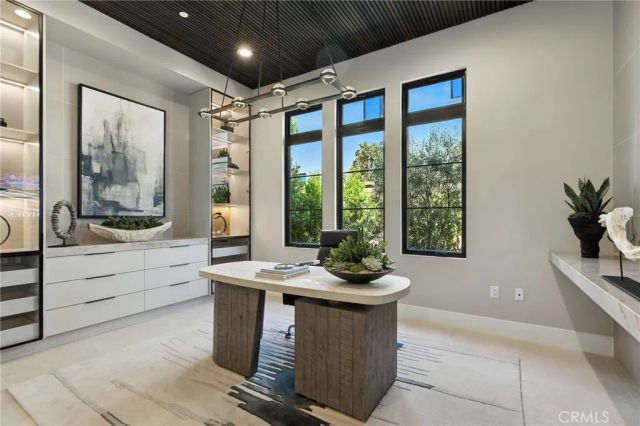 421 Narcissus, Irvine, CA 92602