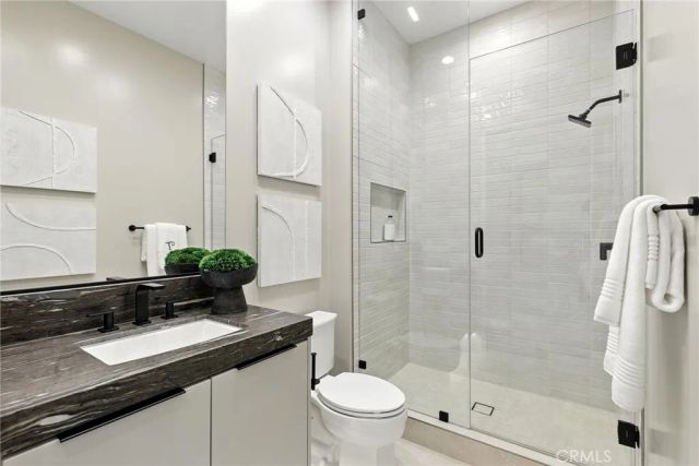 421 Narcissus, Irvine, CA 92602