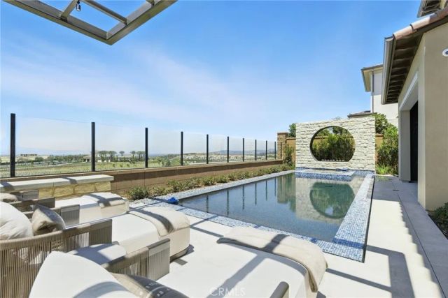 421 Narcissus, Irvine, CA 92602