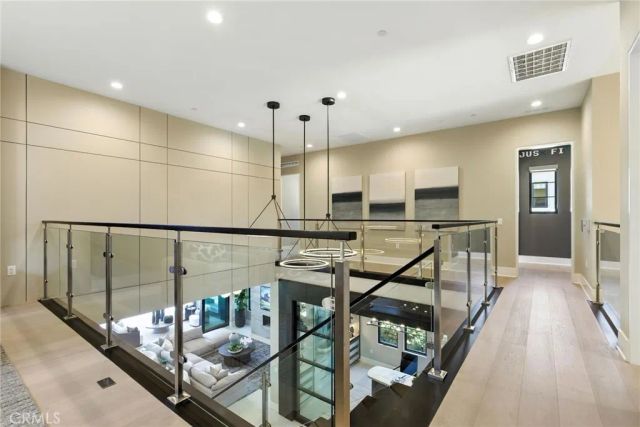 421 Narcissus, Irvine, CA 92602