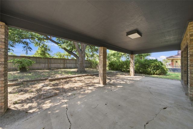 3008 S Elm Avenue, Broken Arrow, OK 74012