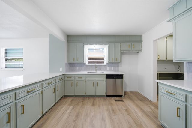 3008 S Elm Avenue, Broken Arrow, OK 74012