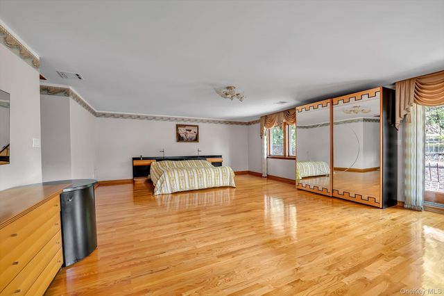 18042 Aberdeen Road, Jamaica, NY 11432