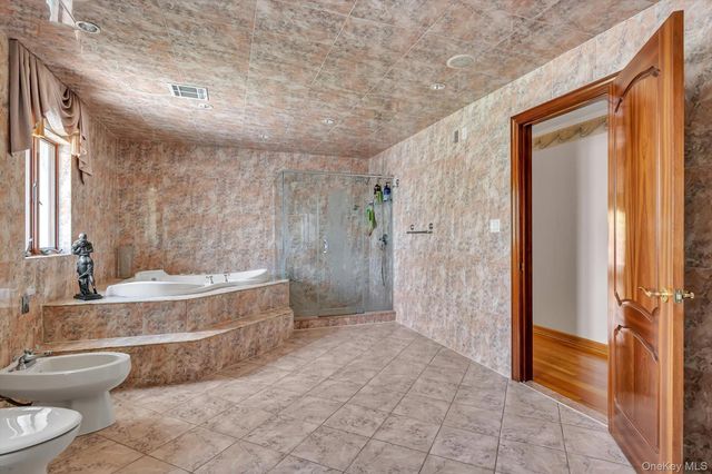 18042 Aberdeen Road, Jamaica, NY 11432