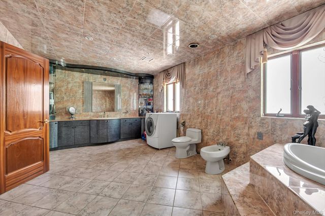 18042 Aberdeen Road, Jamaica, NY 11432