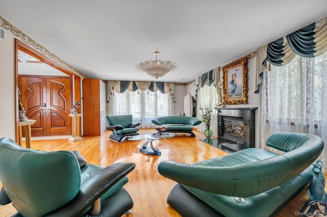18042 Aberdeen Road, Jamaica, NY 11432