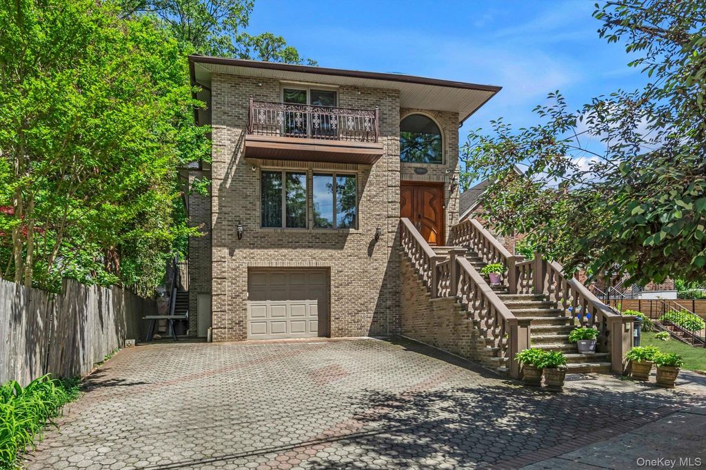 18042 Aberdeen Road, Jamaica, NY 11432