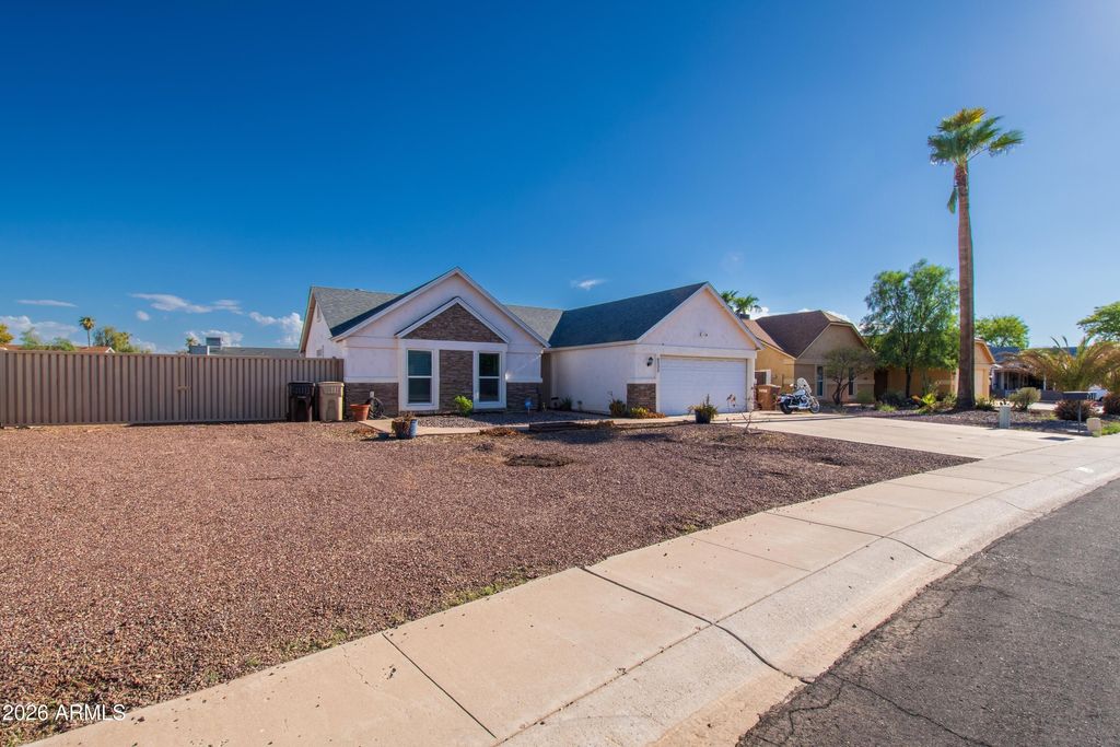 8533 W CORRINE Drive, Peoria, AZ 85381 — exterior