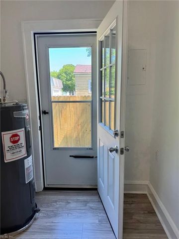 111 E Cummings AVE, Hampton, VA 23663