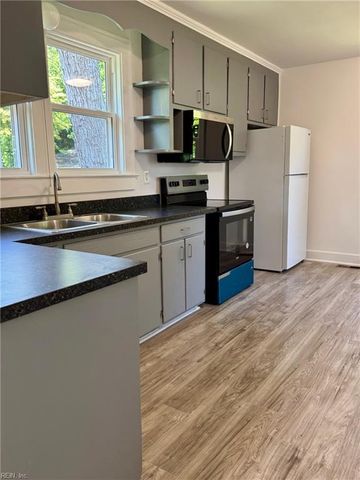 111 E Cummings AVE, Hampton, VA 23663