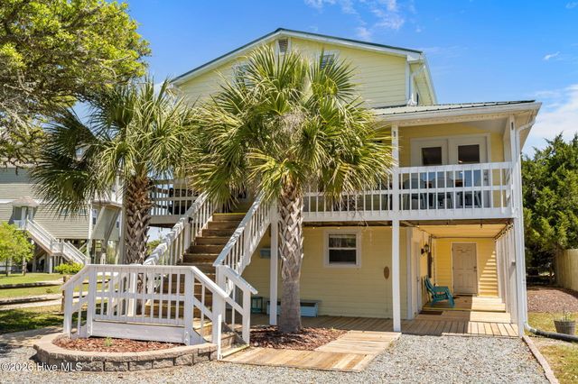 7710 8th Avenue, Sneads Ferry, NC 28460