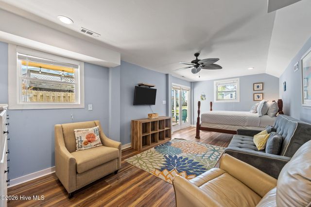 7710 8th Avenue, Sneads Ferry, NC 28460