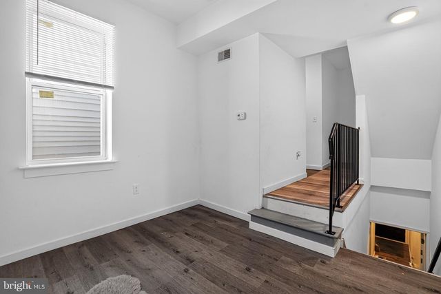 2026 N 8TH ST, Philadelphia, PA 19122