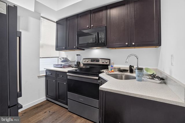 2026 N 8TH ST, Philadelphia, PA 19122
