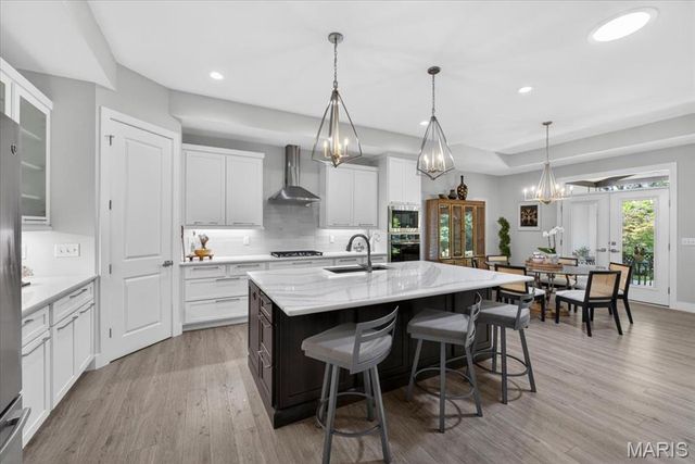 214 E Glendale Road, Webster Groves, MO 63119