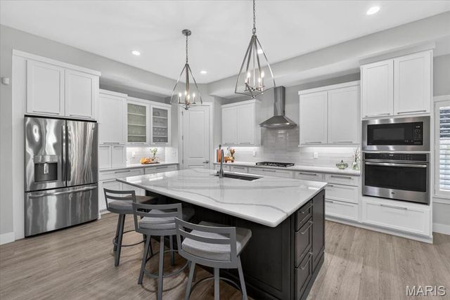 214 E Glendale Road, Webster Groves, MO 63119