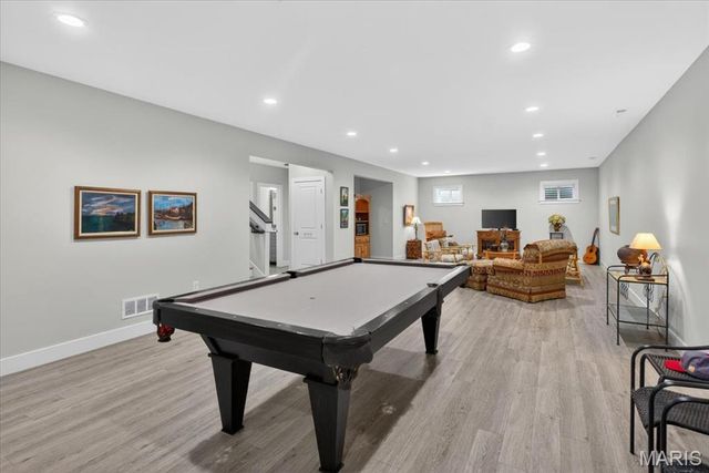 214 E Glendale Road, Webster Groves, MO 63119