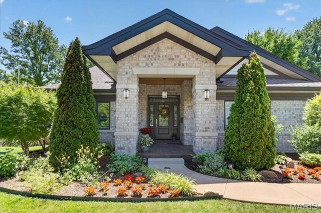 214 E Glendale Road, Webster Groves, MO 63119