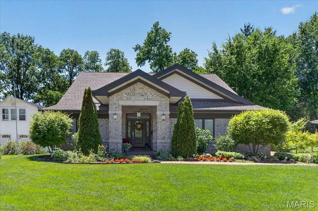 214 E Glendale Road, Webster Groves, MO 63119