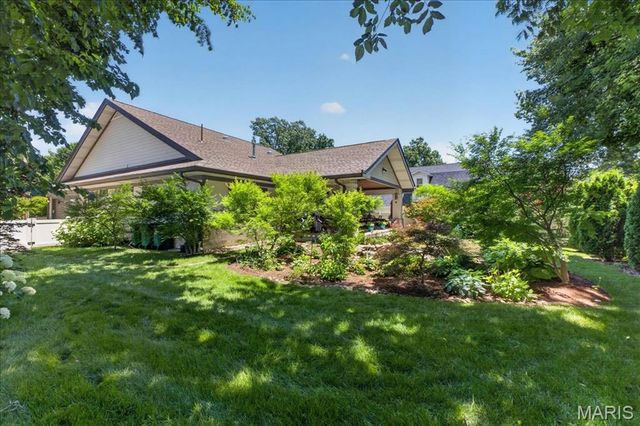 214 E Glendale Road, Webster Groves, MO 63119