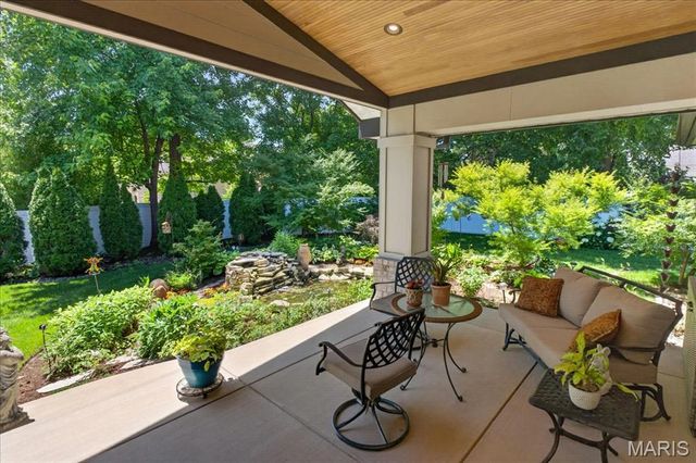 214 E Glendale Road, Webster Groves, MO 63119