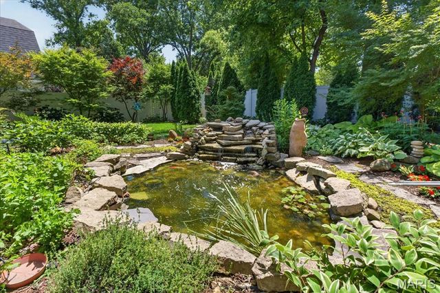 214 E Glendale Road, Webster Groves, MO 63119