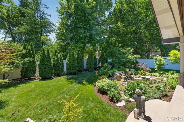 214 E Glendale Road, Webster Groves, MO 63119