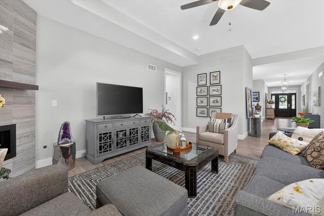 214 E Glendale Road, Webster Groves, MO 63119