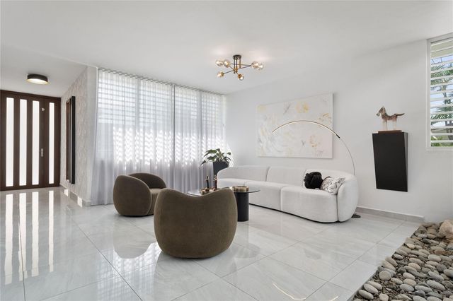 K-20 CALLE 1, MANSIONES DE VILLANOVA, San Juan, PR 00926