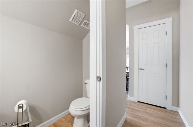 6316 Snap Ridge Street 101, North Las Vegas, NV 89081