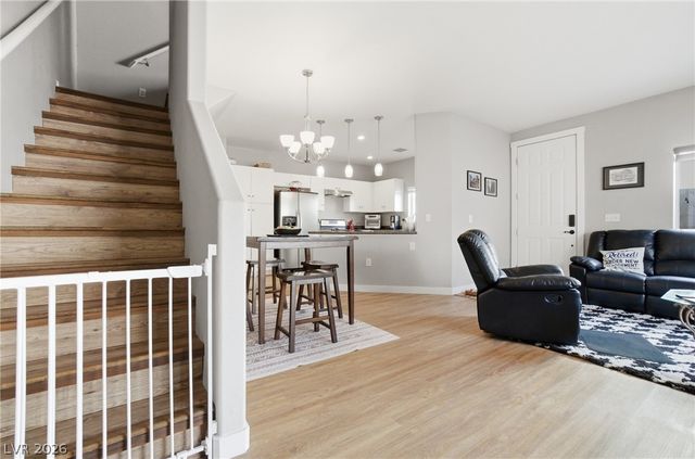 6316 Snap Ridge Street 101, North Las Vegas, NV 89081