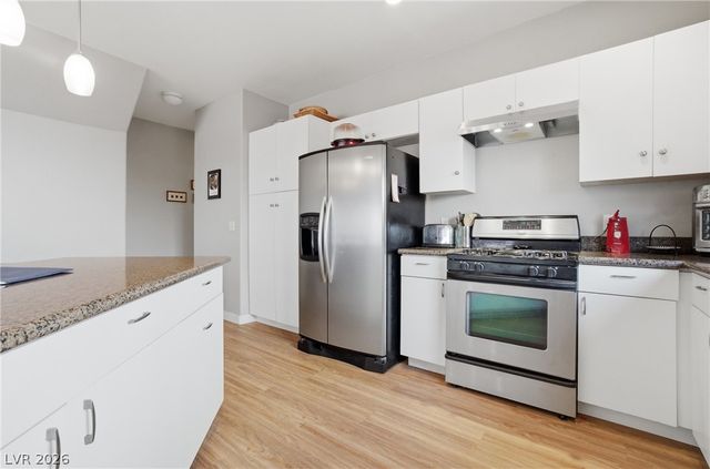 6316 Snap Ridge Street 101, North Las Vegas, NV 89081