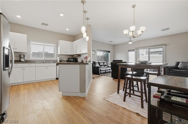 6316 Snap Ridge Street 101, North Las Vegas, NV 89081