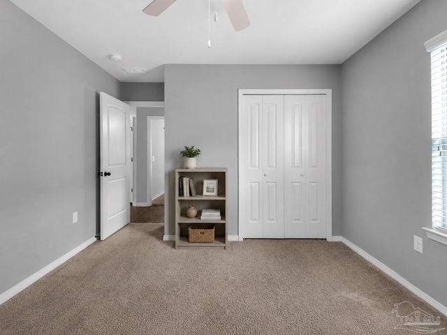 5873 Fairlands Rd, Milton, FL 32583